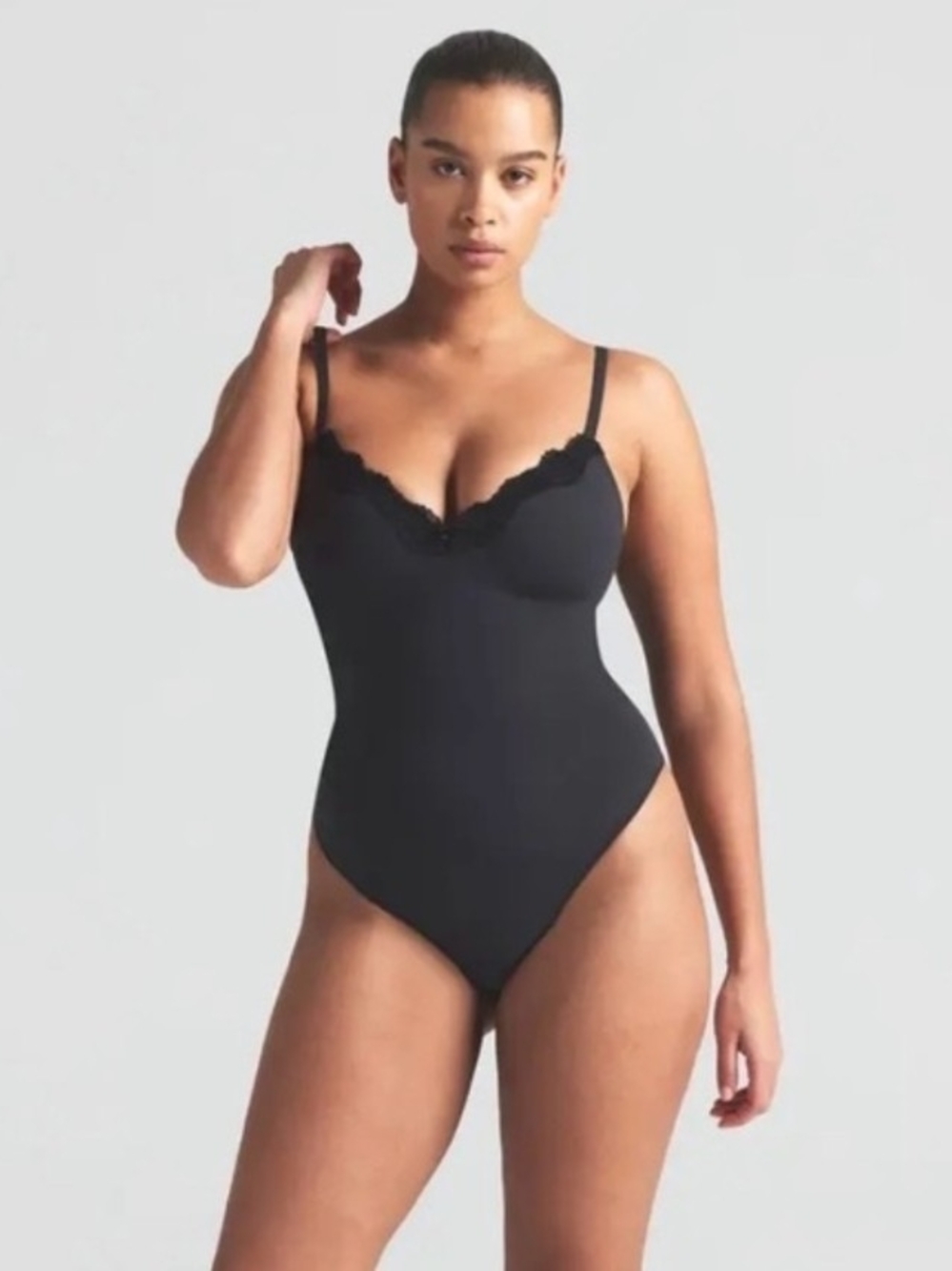 SKIMS Fits Everybody Push Up Lace-Trim Shaping Thong Bodysuit Onyx Small